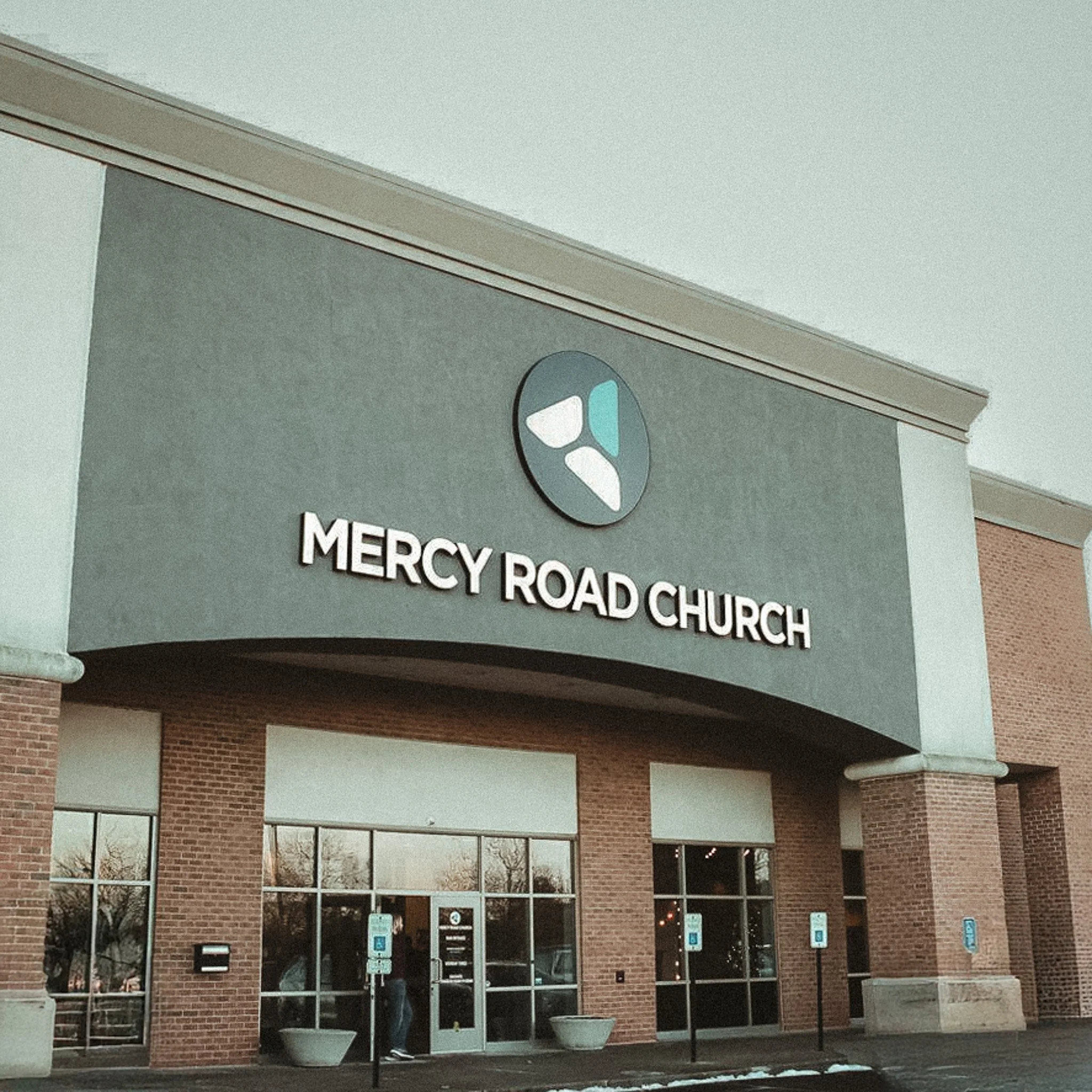 Exterior entrance of Mercy Road Church Carmel